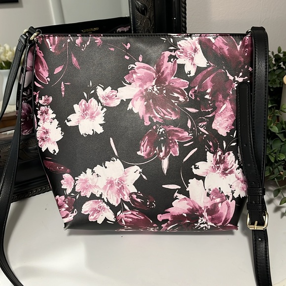 KARL LAGERFELD Black Floral Berry Bow Accent Crossbody Shoulder Bag Purse - Picture 4 of 6